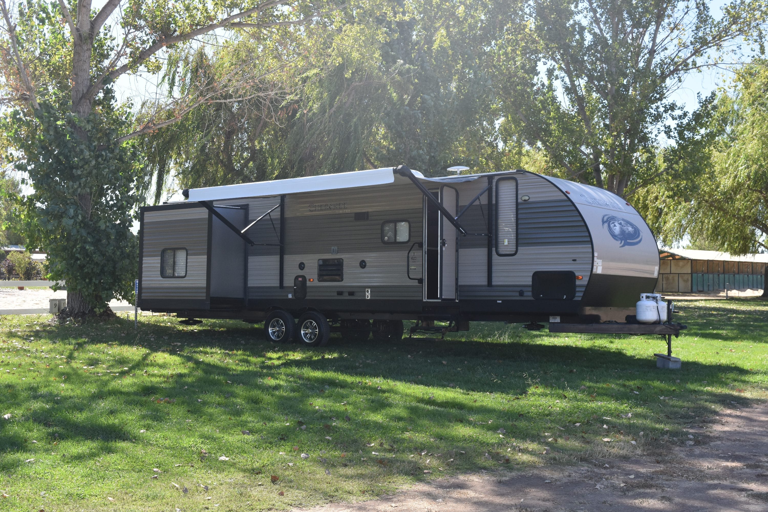 Cherokee by Forest River 32' SUPER SPACIOUS  RV Rentals