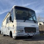 1998 Fleetwood Southwind 32VThumbnail #0