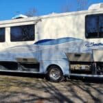 1998 Fleetwood Southwind 32VThumbnail #2