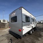 2016 Dutchmen ColemanThumbnail #2