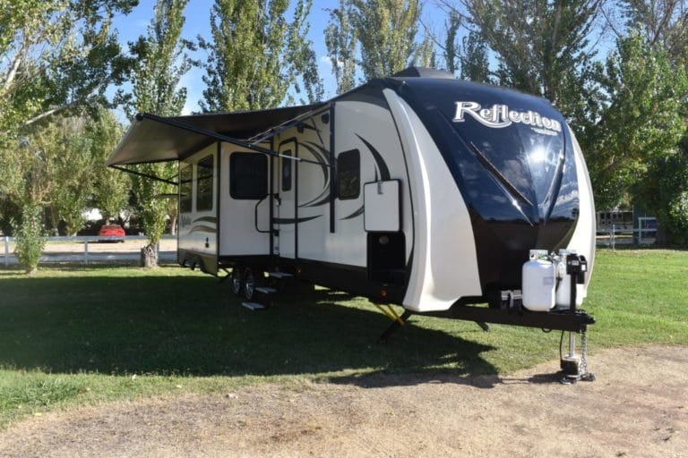 Enjoy Every Moment of the Spring Gold N Grand with an RV Rental
