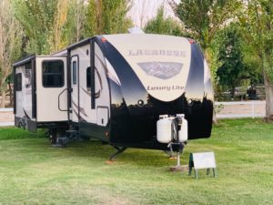 Luxury Lacrosse Travel Trailer 32'