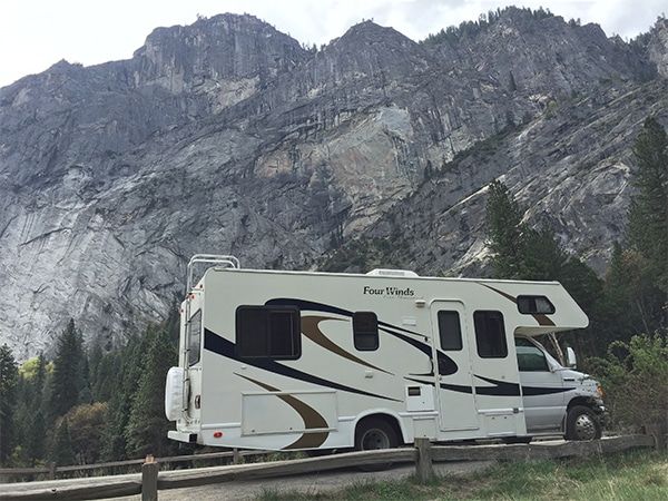 Four Winds 5000 Motorhome  RV Rentals