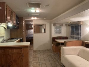 2002 Forest River Sandpiper 32