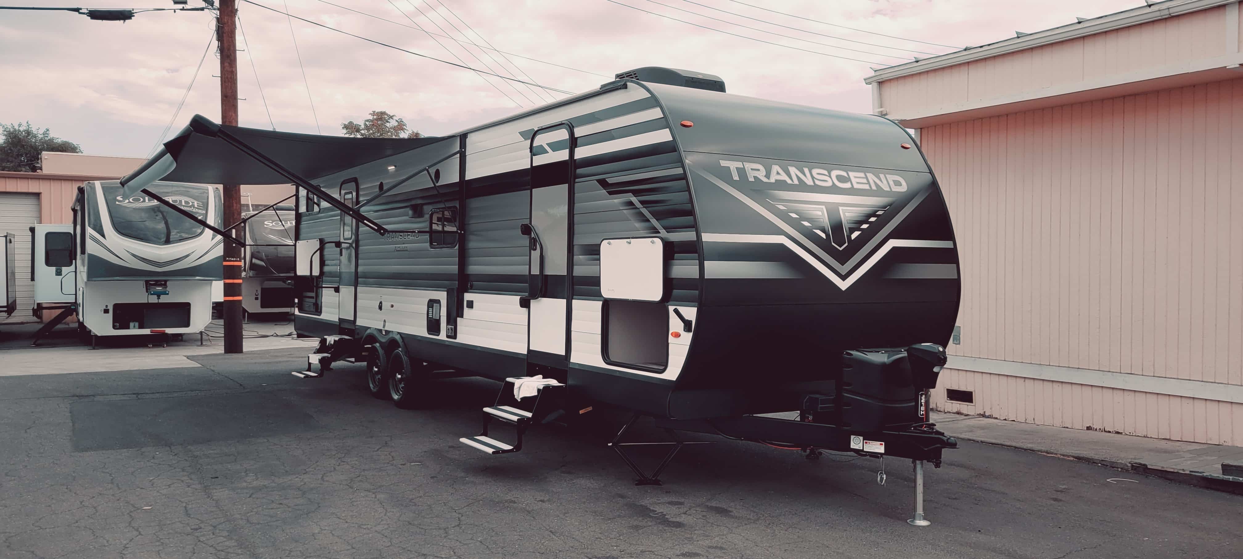 Transcend 32' by Grand Design 2022  RV Rentals