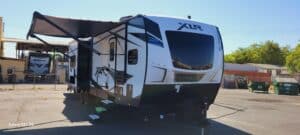 ToyHauler XLR 3310 2020 35'